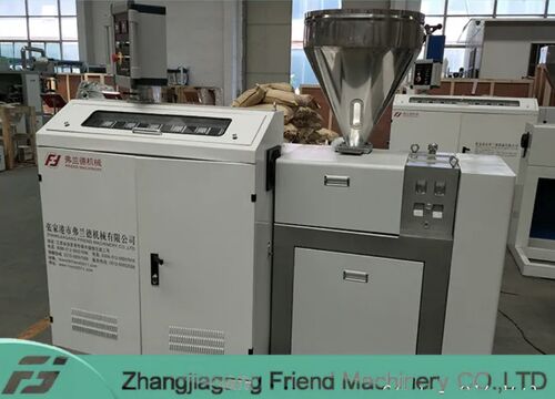 Последние блоги о компании Как пластиковая экструдерная машина улучшает качество продукта и контролирует стоимость?