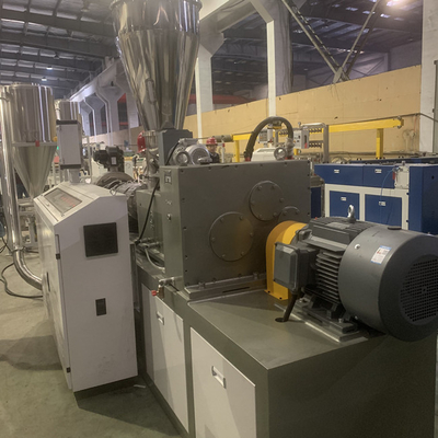 Хорошая цена. Пневматическим линия подгонянная преобразованием PVC Pelletizing винт двойника онлайн