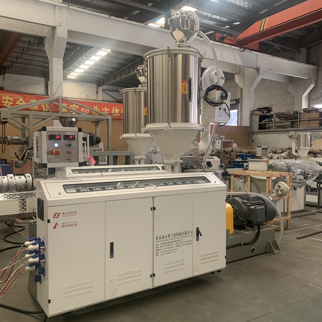 Полиэтиленовая пленка LDPE 140RPM повторно используя оборудование штрангпресса 2
