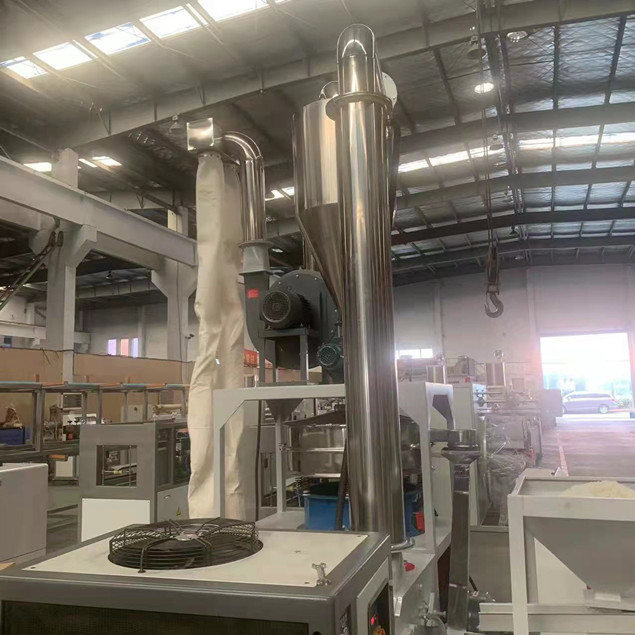 мягкий PVC 300kg/H сдает в утиль пластиковую машину Pulverizer, пластиковую филировальную машину 0